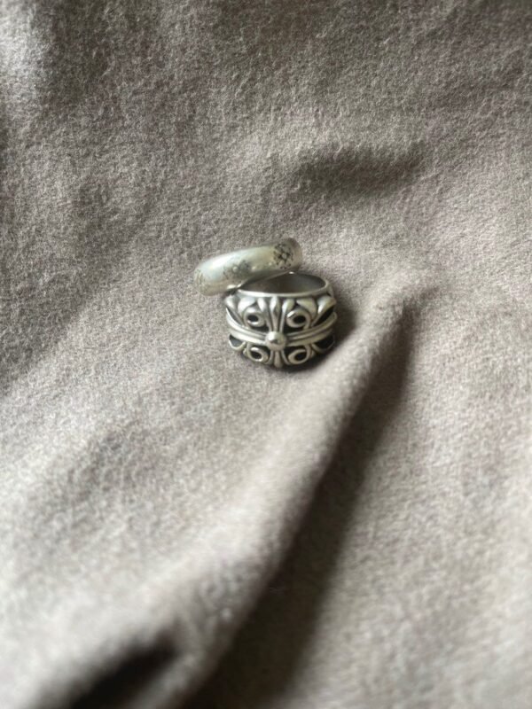 Elegant Silver Ring