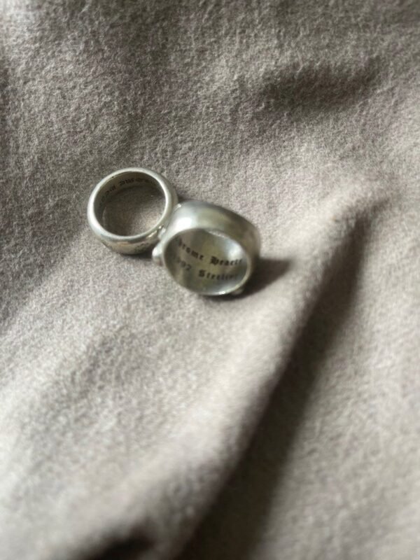 Elegant Silver Ring