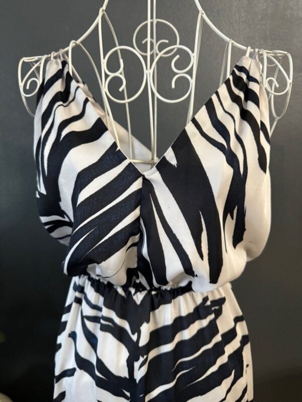 Elegant Black Design