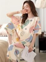 4a24ac46-89ed-495b-8030-9bc4355e964d.jpg Women's Casual Round Neck Short Sleeve Pajama Set with Capri Pants