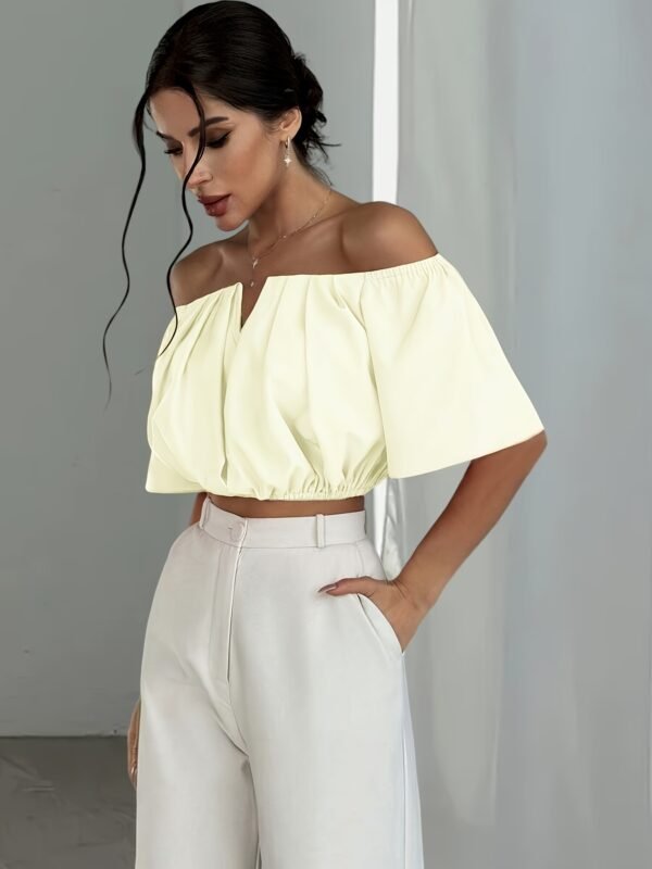 67f6af1c-eaed-40b0-9c55-ade21876d24d.jpg Women's Elegant V-Neck Solid Color Short Blouse – Apricot