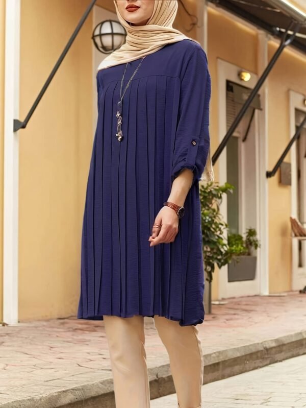 95458e1d-79b3-4a92-ad27-873dca1c5350.jpg Women's Pleated Round Neck Roll-Up Sleeve Blouse