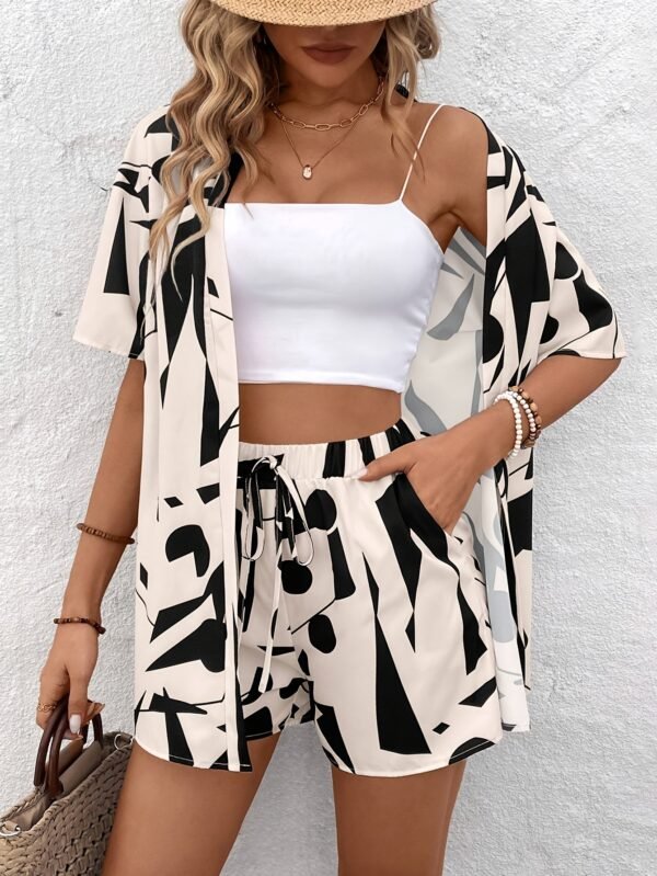 988a7e59-59b8-4aa0-9ccc-07e22989fff6.jpg Women's Holiday Printed Open Front Shirt & Shorts 2-Piece Set
