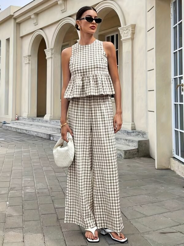 9de6152e-355b-484f-af58-a6a502e21122.jpg Women's Stylish Gingham Two - Piece Set: Sleeveless Peplum Top & Wide - Leg Trousers