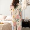 Women's Casual Round Neck Short Sleeve Pajama Set with Capri Pants